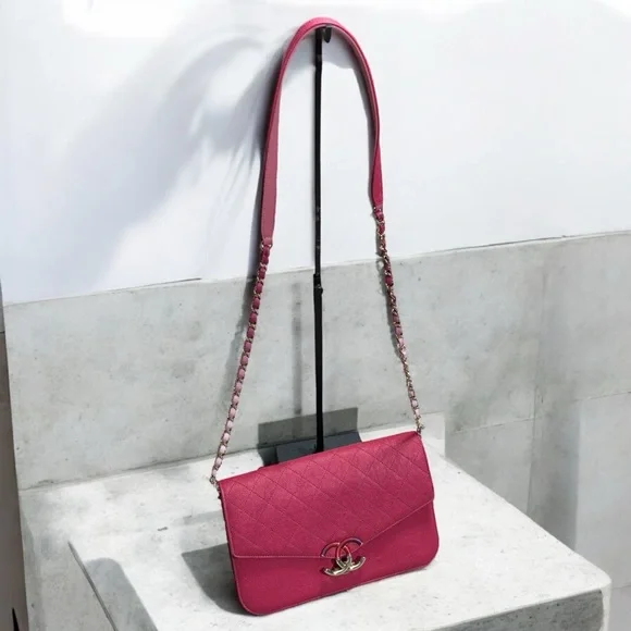 CHANEL Hot Pink/Gradient Straps Caviar Thread Around Flap Bag - Picture 3 of 14